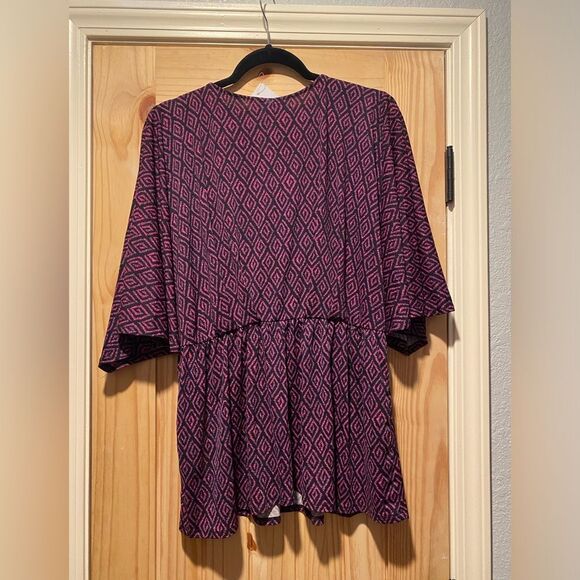 Dear Scarlett Flowy Purple Blue Women’s Devoted Heart Dreamer Top Small NWT - Picture 3 of 5